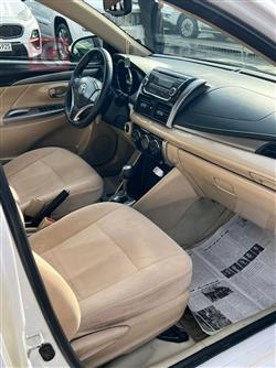 تۆیۆتا یارس